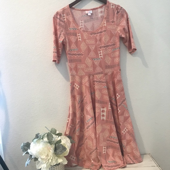LulaRoe Nicole Rose Pink Dress w/accent Colors S - Picture 4 of 6